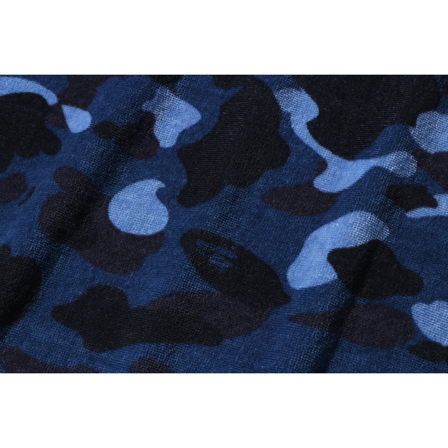 COLOR CAMO BEACH TOWEL